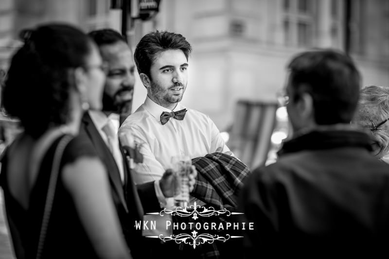 Photographe de mariage à la mairie du 18ème de Paris