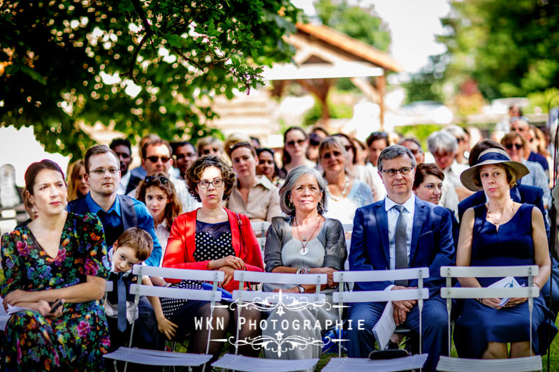 Photographe de mariage pour une cérémonie laique à la Vallée aux Pages