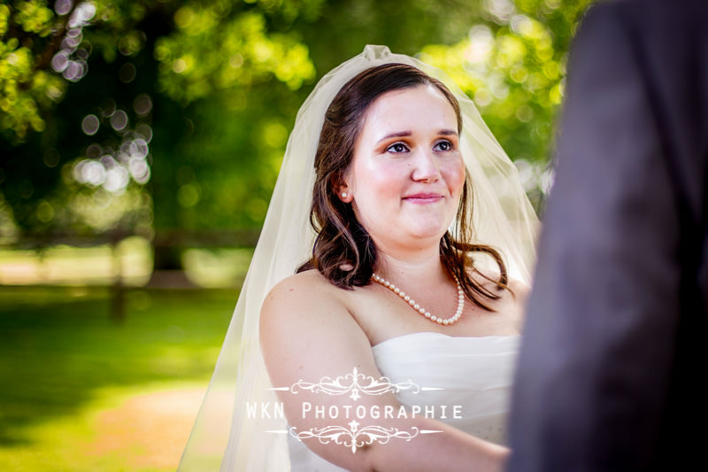 Photographe de mariage pour une cérémonie laique à la Vallée aux Pages