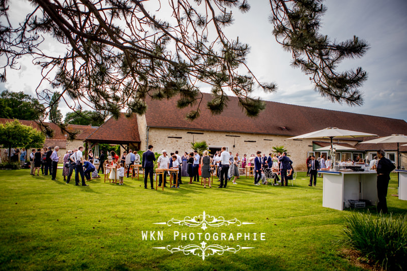 Photographe de mariage à Paris - vin d'honneur à la Vallée aux Pages