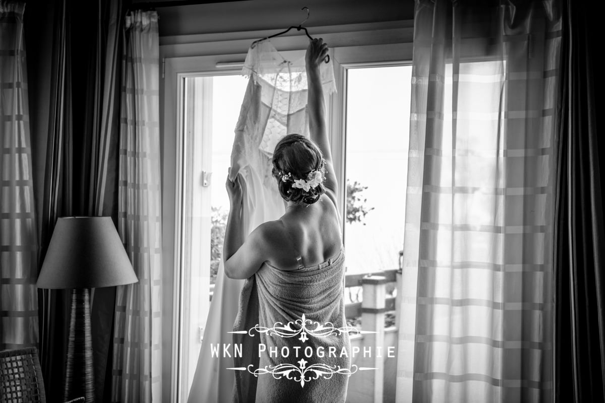 Photographe de mariage à Paris - les préparatifs de la mariée à domicile
