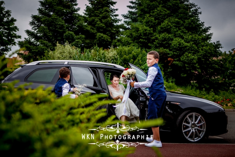 Photographe de mariage à Paris - le mariage civil a la mairie de Montigny le Bretonneux