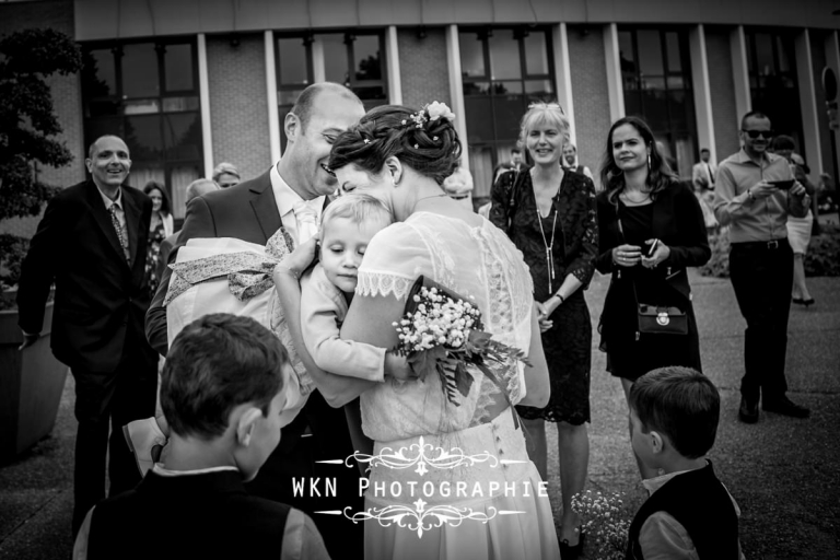 Photographe de mariage à Paris - le mariage civil a la mairie de Montigny le Bretonneux