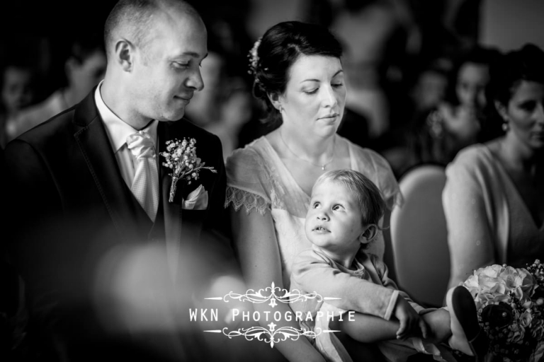 Photographe de mariage à Paris - le mariage civil a la mairie de Montigny le Bretonneux