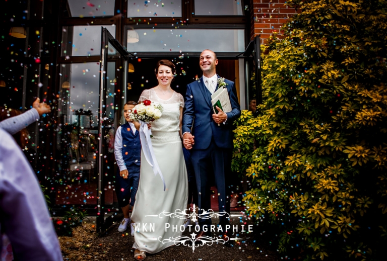 Photographe de mariage à Paris - le mariage civil a la mairie de Montigny le Bretonneux