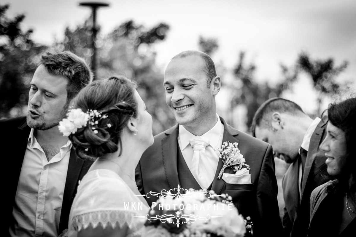 Photographe de mariage à Paris - le mariage civil a la mairie de Montigny le Bretonneux