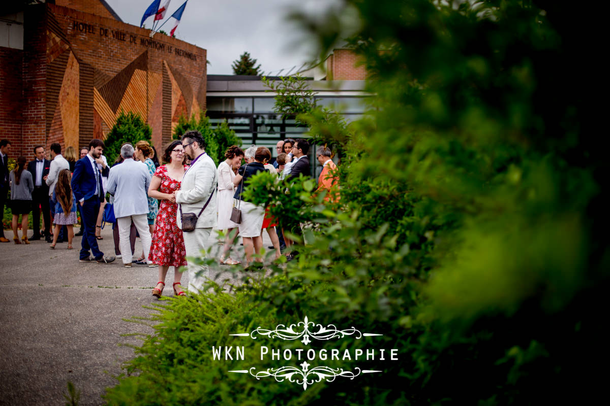 Photographe de mariage à Paris - le mariage civil a la mairie de Montigny le Bretonneux