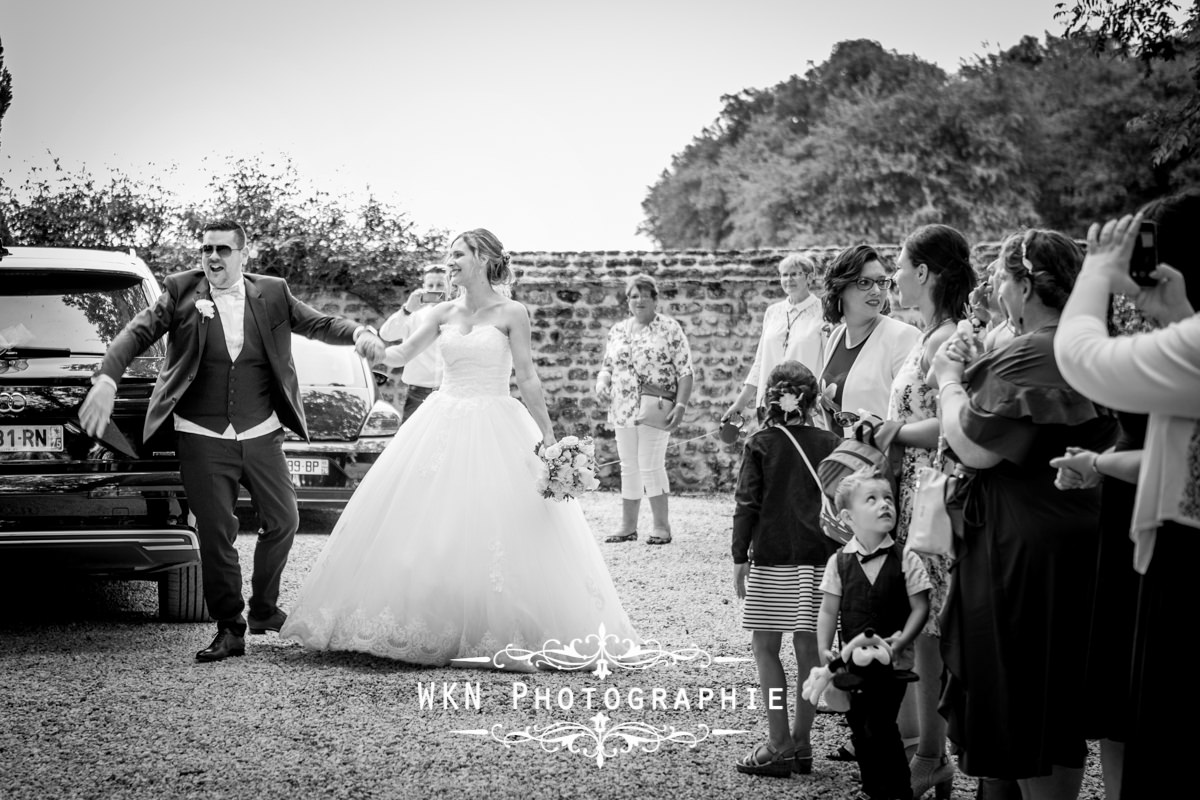 Photographe de mariage dans le Vexin - le vin d'honneur dans le Domaine de Velanne-le-Bois à Magny-en-Vexin