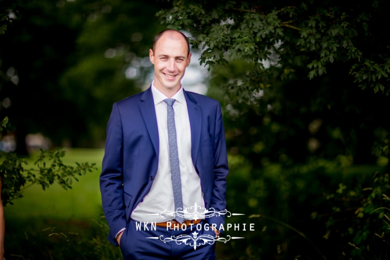 Photographe de mariage - seance photo de couple au coucher du soleil dans les jardins de la Vallee aux Pages
