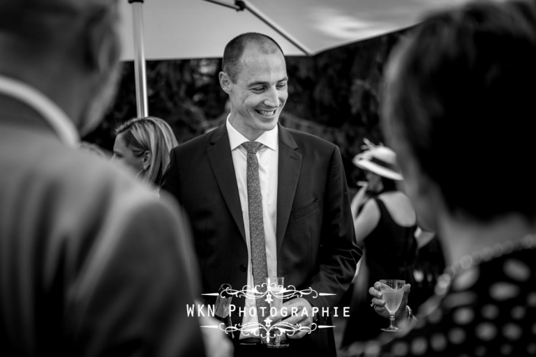 Photographe de mariage - vin d'honneur estival a la Vallee aux Pages