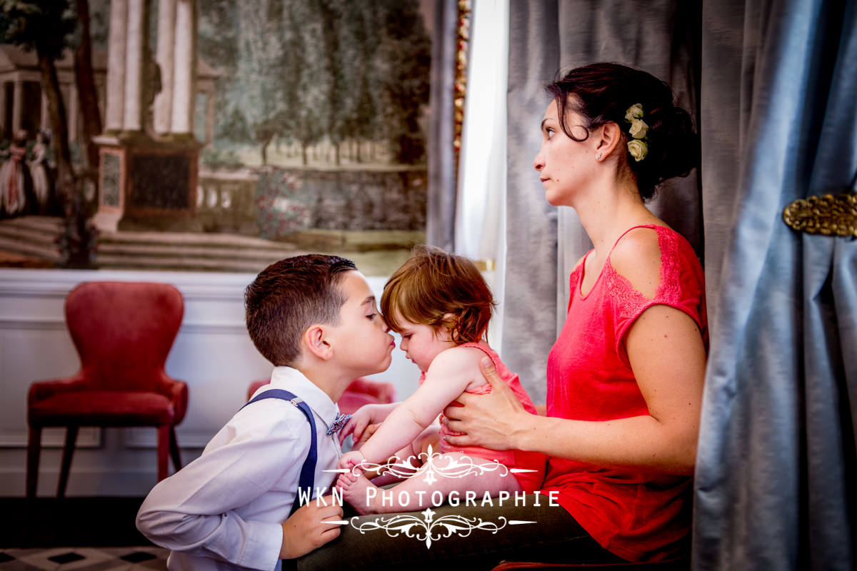 Photographe de mariage bourgogne - Preparatifs de la mariee au chateau de Saulon