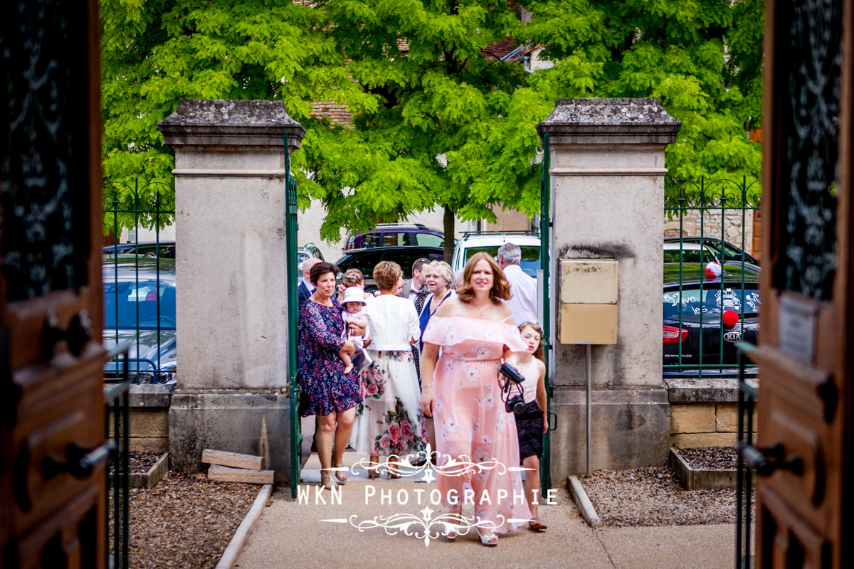 Photographe de mariage bourgogne - ceremonie civile a la mairie de Vougeot