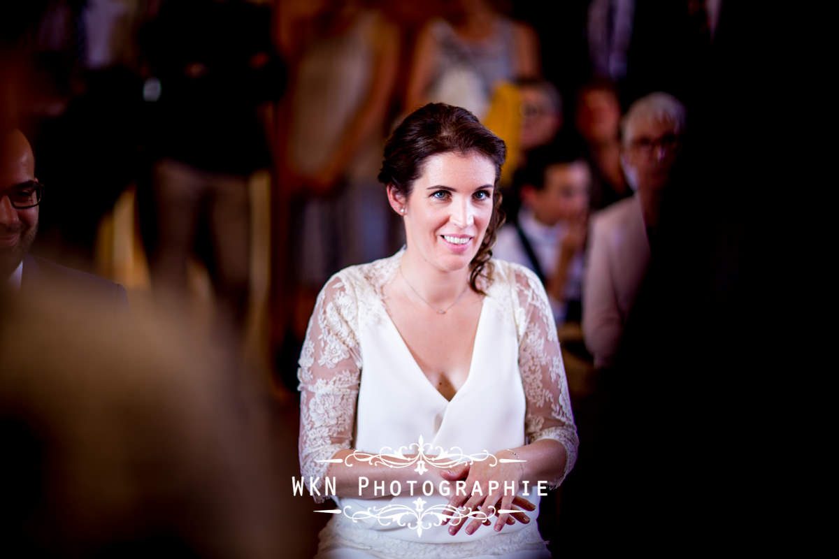 Photographe de mariage bourgogne - ceremonie civile a la mairie de Vougeot