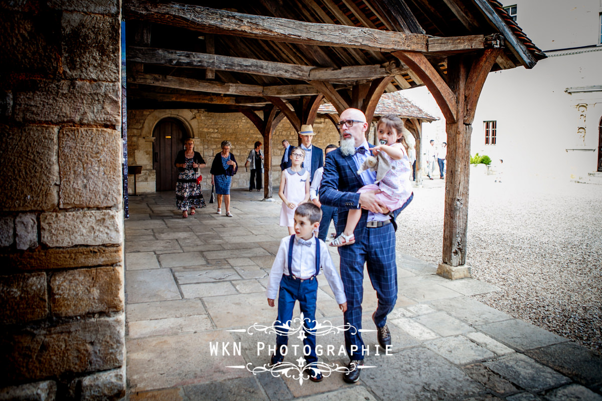 Photographe de mariage bourgogne - ceremonie laique au Clos de Vougeot