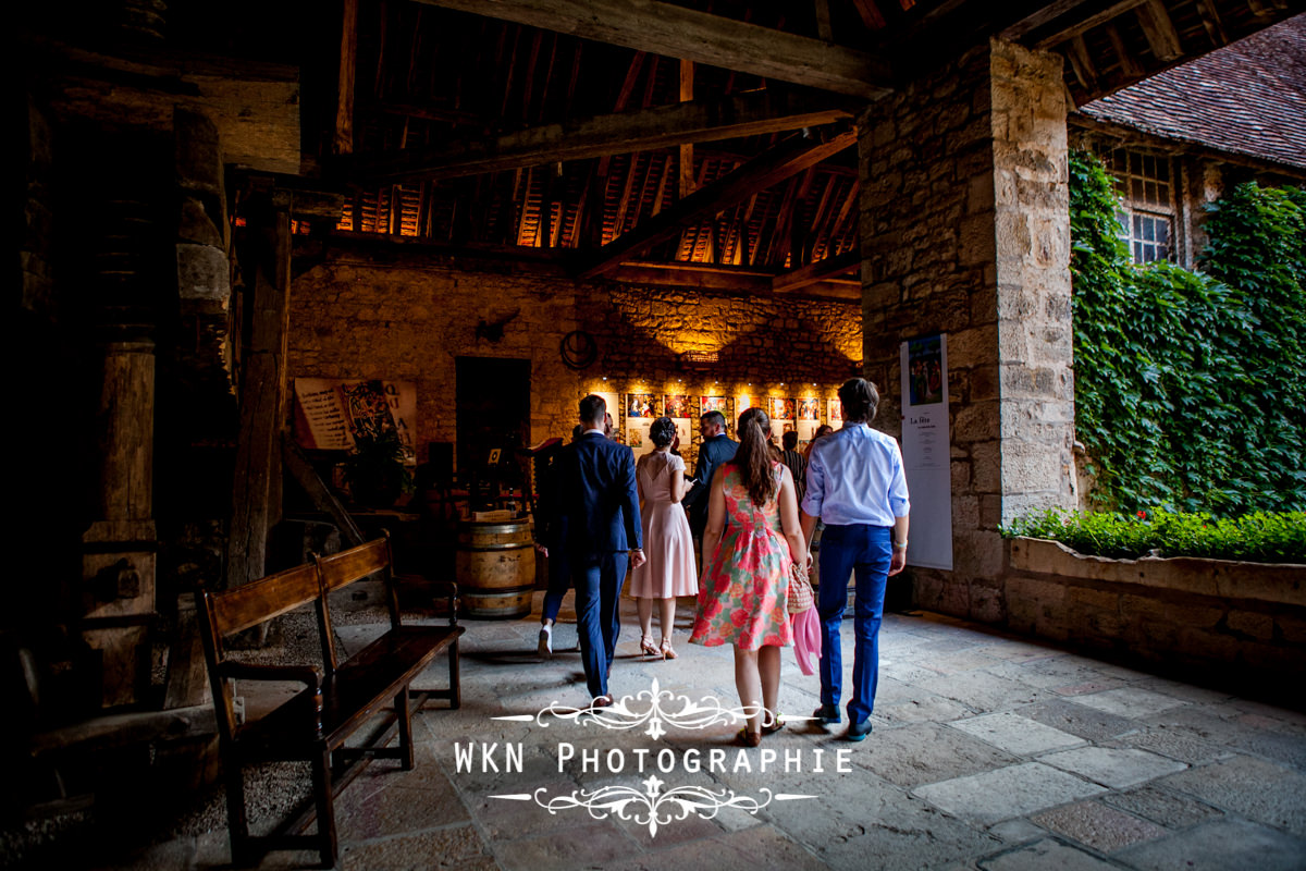 Photographe de mariage bourgogne - ceremonie laique au Clos de Vougeot