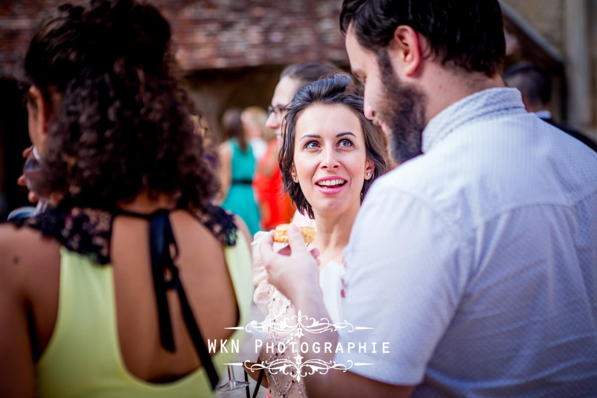 Photographe de mariage bourgogne - vin d'honneur au Clos de Vougeot