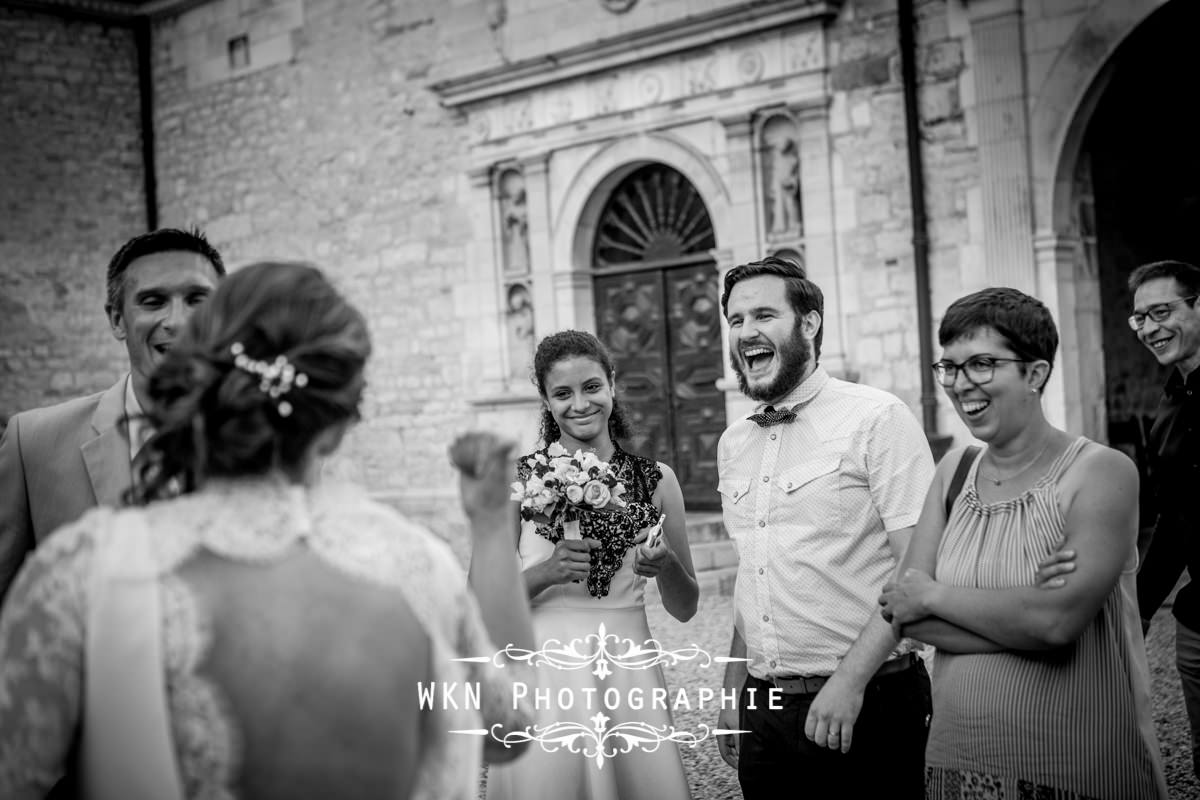 Photographe de mariage bourgogne - vin d'honneur au Clos de Vougeot