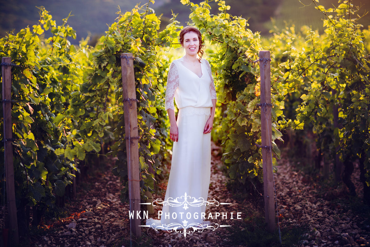 Photographe de mariage bourgogne - photos de couple au Clos de Vougeot