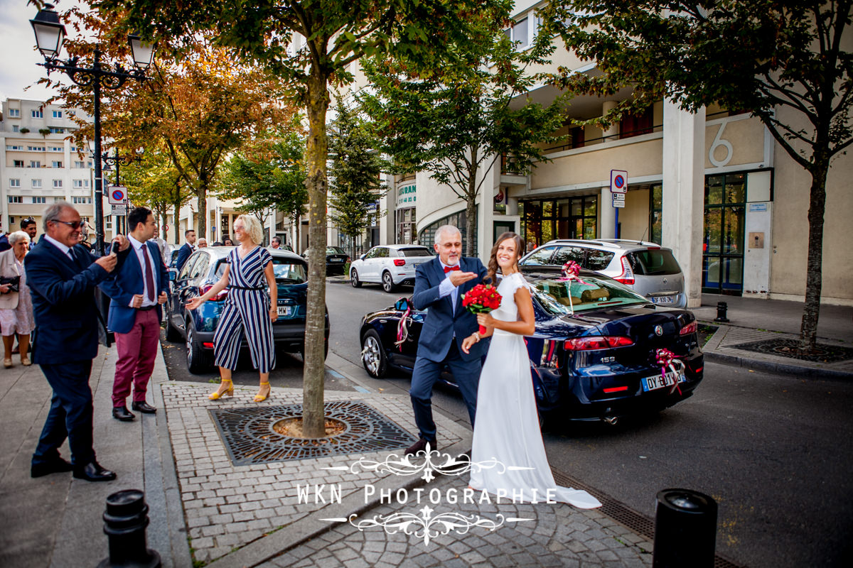 Photographe de mariage à Paris - cérémonie civile à la mairie de Drancy