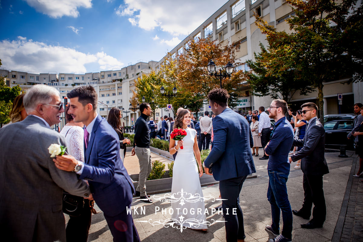 Photographe de mariage à Paris - cérémonie civile à la mairie de Drancy