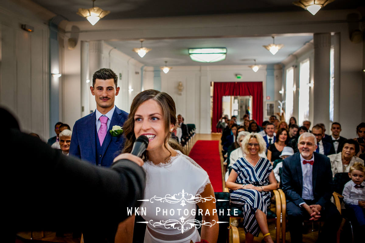 Photographe de mariage à Paris - cérémonie civile à la mairie de Drancy