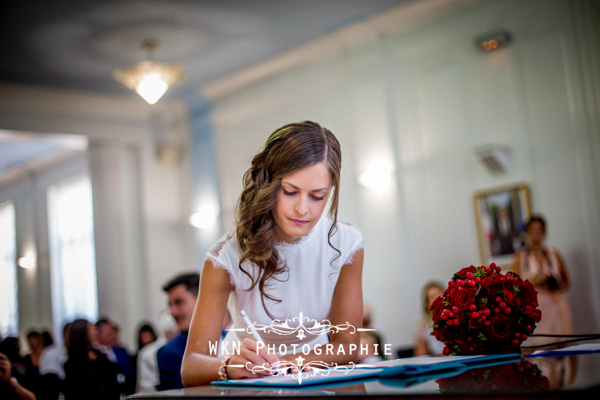 Photographe de mariage à Paris - cérémonie civile à la mairie de Drancy