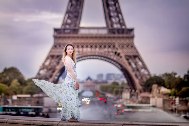 Seance photo feminine Tour Eiffel Paris