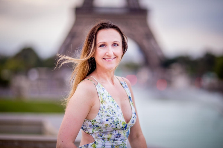 Seance photo feminine Tour Eiffel Paris