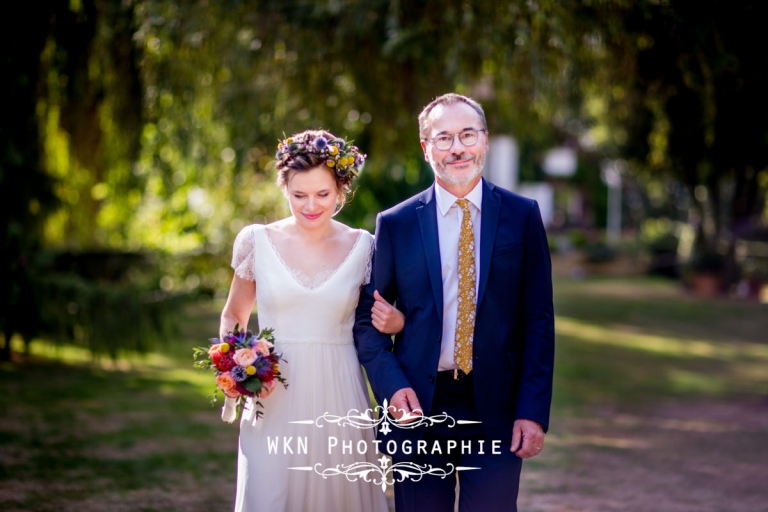 Photographe de mariage - ceremonie laique à la Bergerie du Vaujoly