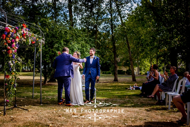 Photographe de mariage - ceremonie laique à la Bergerie du Vaujoly