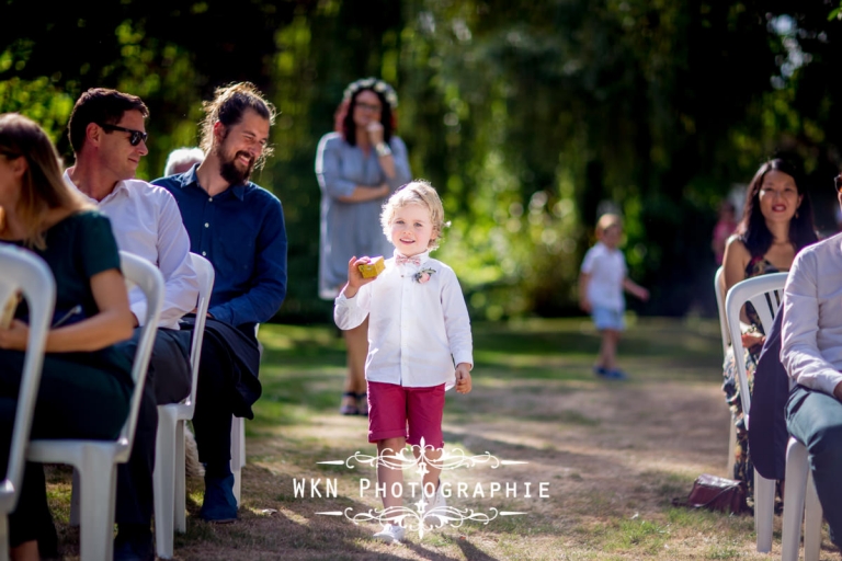 Photographe de mariage - ceremonie laique à la Bergerie du Vaujoly