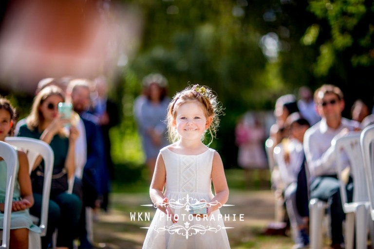 Photographe de mariage - ceremonie laique à la Bergerie du Vaujoly